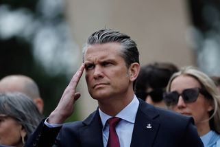 Hegseth se pustil do Evropy na připomínce vylodění v Normandii - Seznam Zprávy